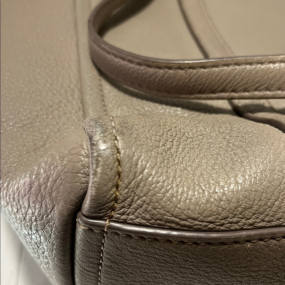 Marc Jacobs Taupe Tote Bag - Picture 6 of 14